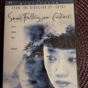 DVD Snow Falling on Cedars NEW